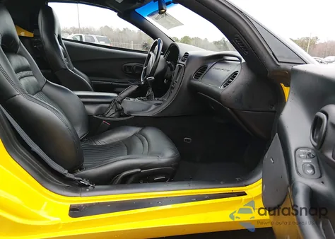 2000 Chevrolet Corvette from USA, damaged, VIN 1G1YY32G6Y5119072